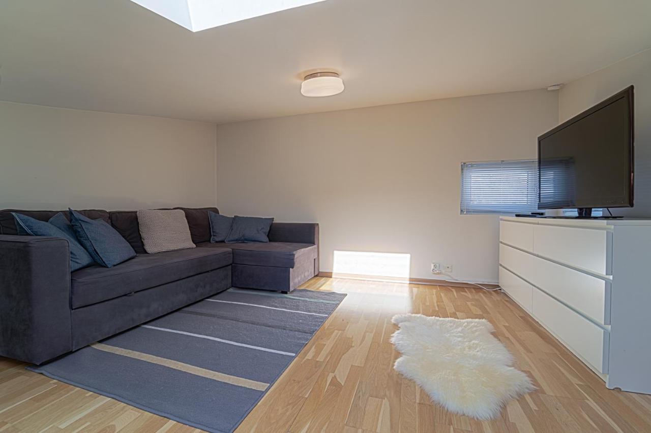 Three-Bedroom Apartment Tjorhom Exterior photo
